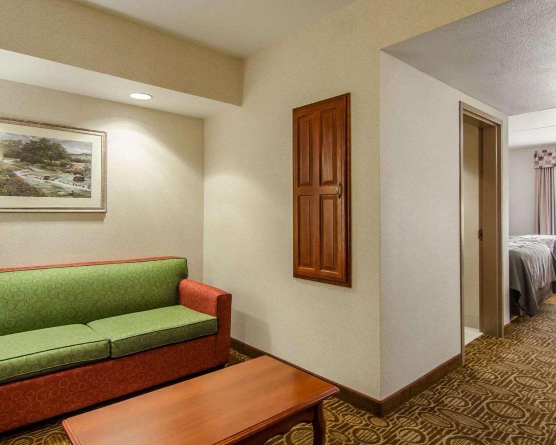 Sleep Inn & Suites Springdale West מראה חיצוני תמונה
